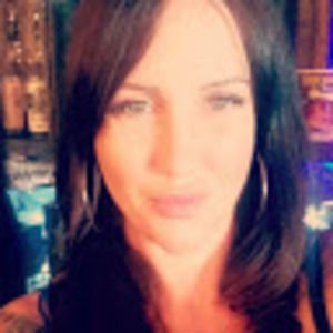 Meet your Posher, Dominique